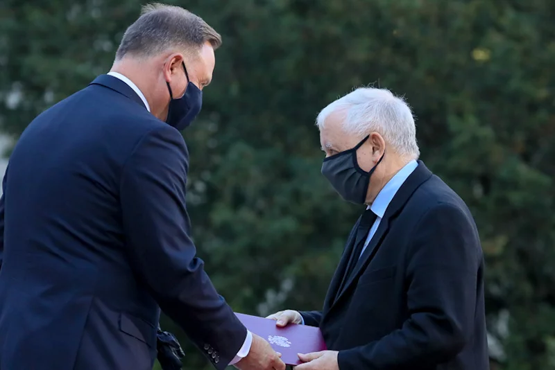 Jarosław Kaczyński był na zaprzysiężeniu rządu, ale nie pozował do wspólnego zdjęcia.