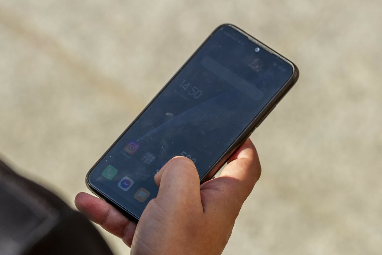 Dzwoni prywatny numer? Uważaj, to mogą być oszuści. Historia pani Oli mogła się skończyć gorzej