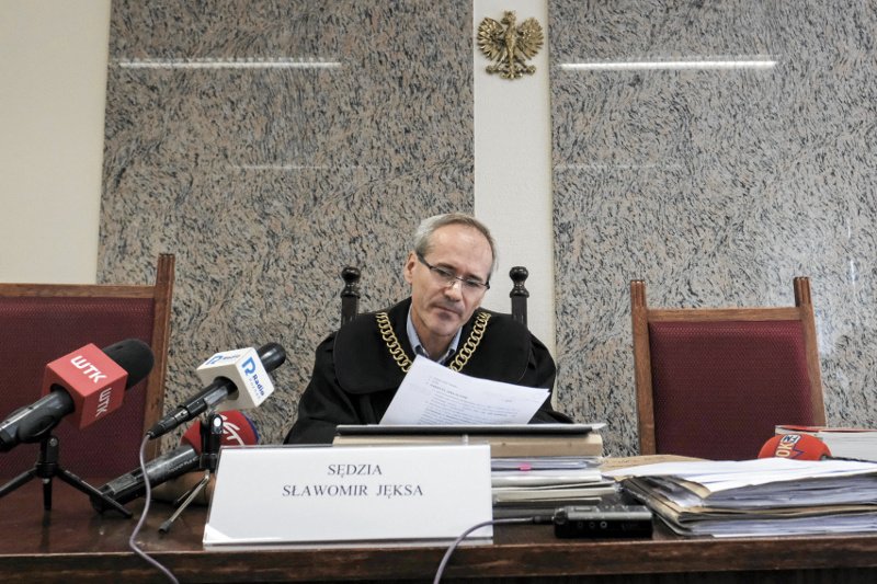 Rzecznik dyscypliny żąda wyjaśnień od sędziego Sławomira Jęksy z Poznania.