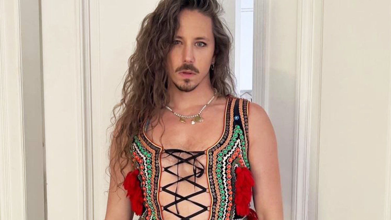 Michał Szpak o "namiętnym i burzliwym" zakochaniu. Jego serce jest zajęte?