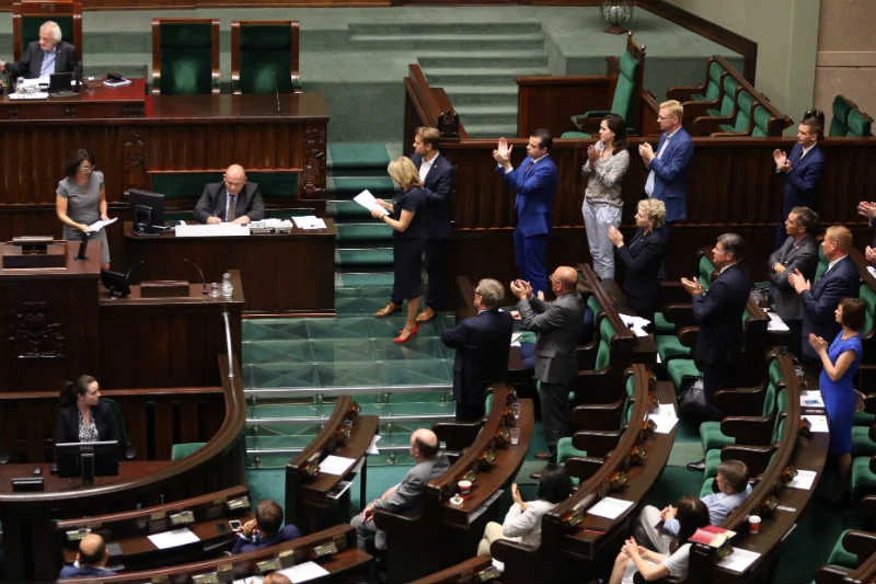 Podczas debaty o Trybunale Konstytucyjnym znowu doszło do awantury. PiS blokowało wypowiedzi posłów opozycji.