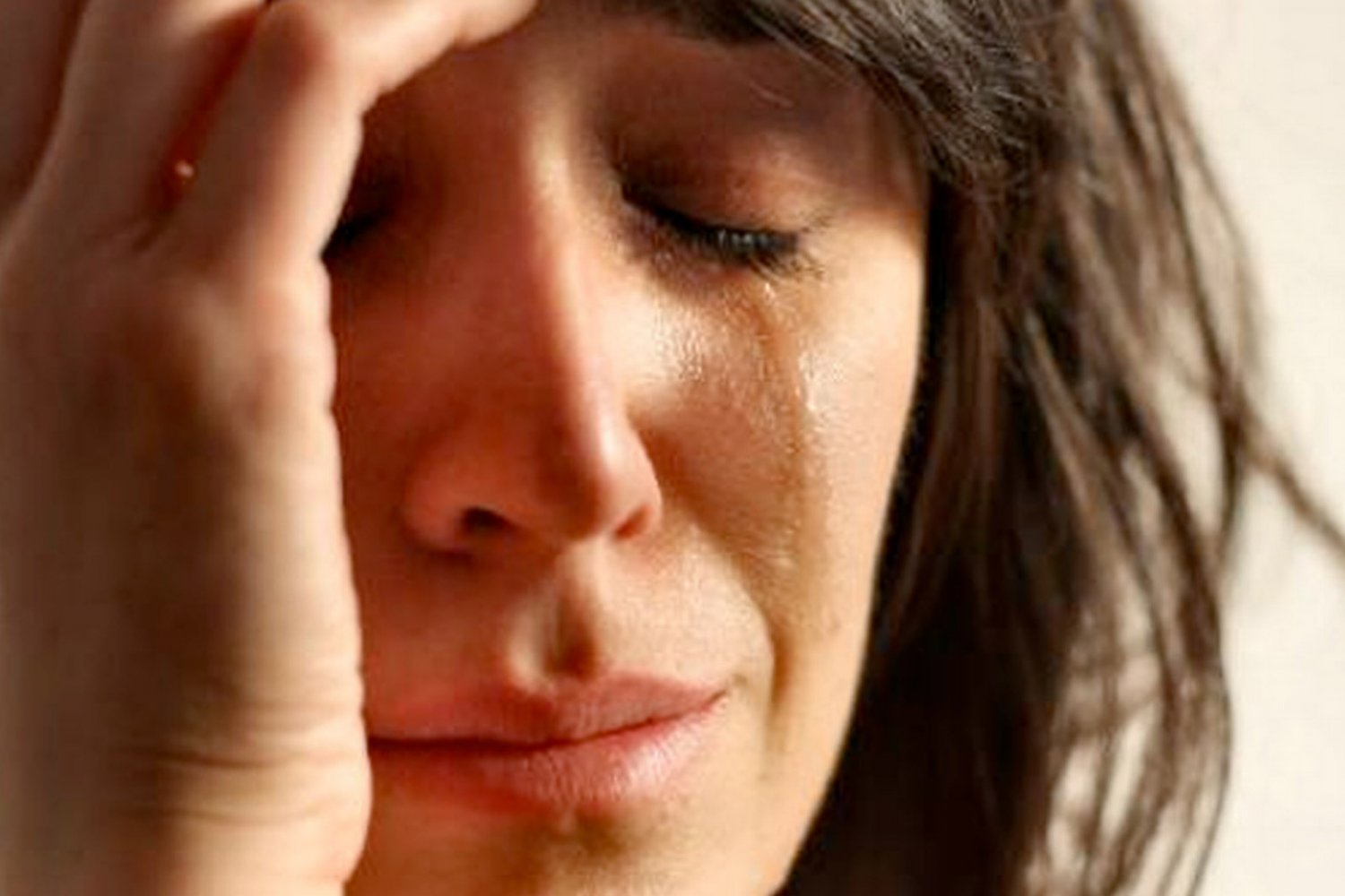 Pozornie wspomnienia na Facebooku to błahe problemy, ale pomagają budować naszą tożsamość.