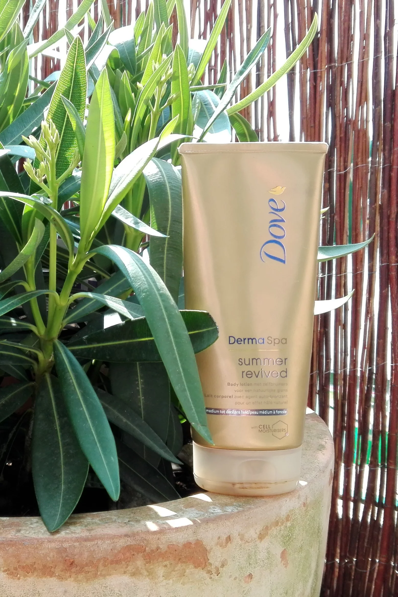 Dove Derma SPA Summer Revievd, do średniej i ciemnej karnacji, 21,99 zł