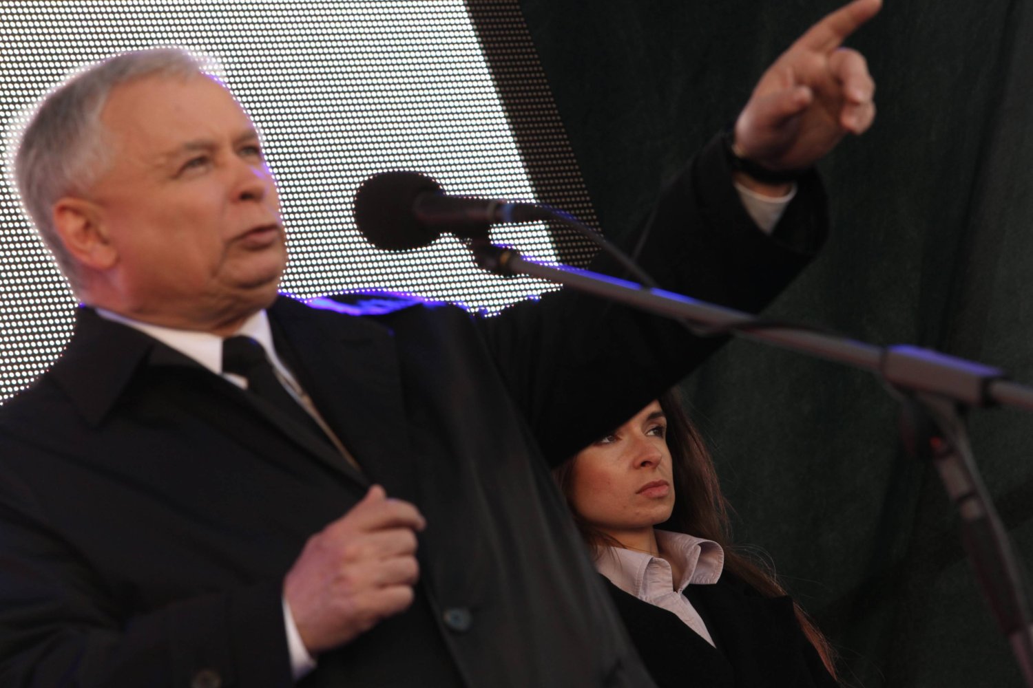 Jarosław Kaczyński podczas obchodów drugiej rocznicy katastrofy smoleńskiej