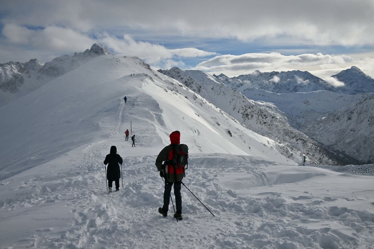 Turyści w Tatrach zapytali o trasę Chat GPR. Skończyło się akcją ratowników.