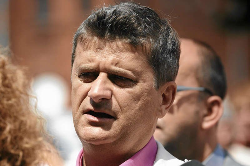 Janusz Palikot uważa, że jeżeli abp Hoser faktycznie spytał ks. Lemańskiego o to, czy ten jest obrzezany to jest to sytuacja karygodna.