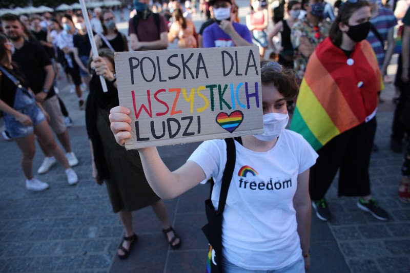 Holenderskie miasto Nieuwegein zrywa współpracę z Puławami. Powodem okazała uchwała o strefie wolnej od LGBT.