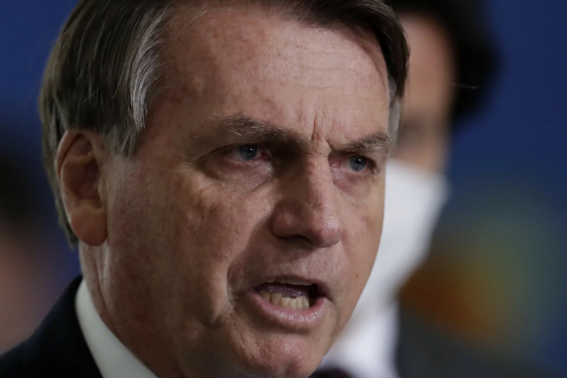 Wielu polityków związanych z lewicą ostrzega, że prezydent Brazylii Jair Bolsonaro może planować wojskowy zamach stanu.