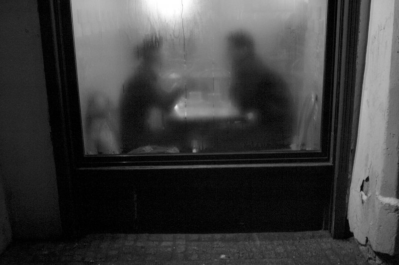 Dlaczego dziś tak bardzo potrzebujemy potwierdzenia tego, że kochamy i jesteśmy kochani?