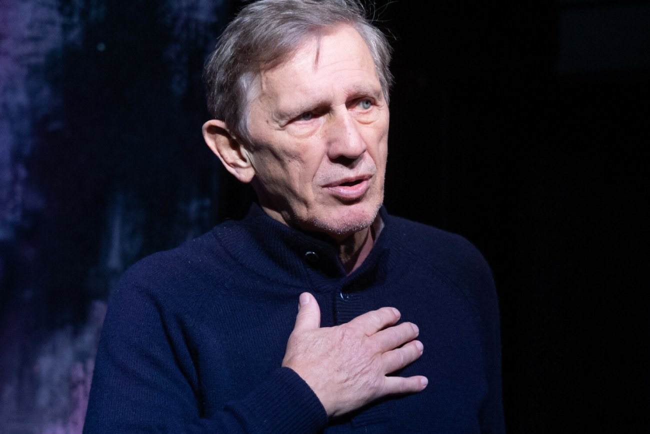 Jan Englert w gorzkim wyznaniu. "Gdzie jest moje miejsce? Nigdzie. Umieram"