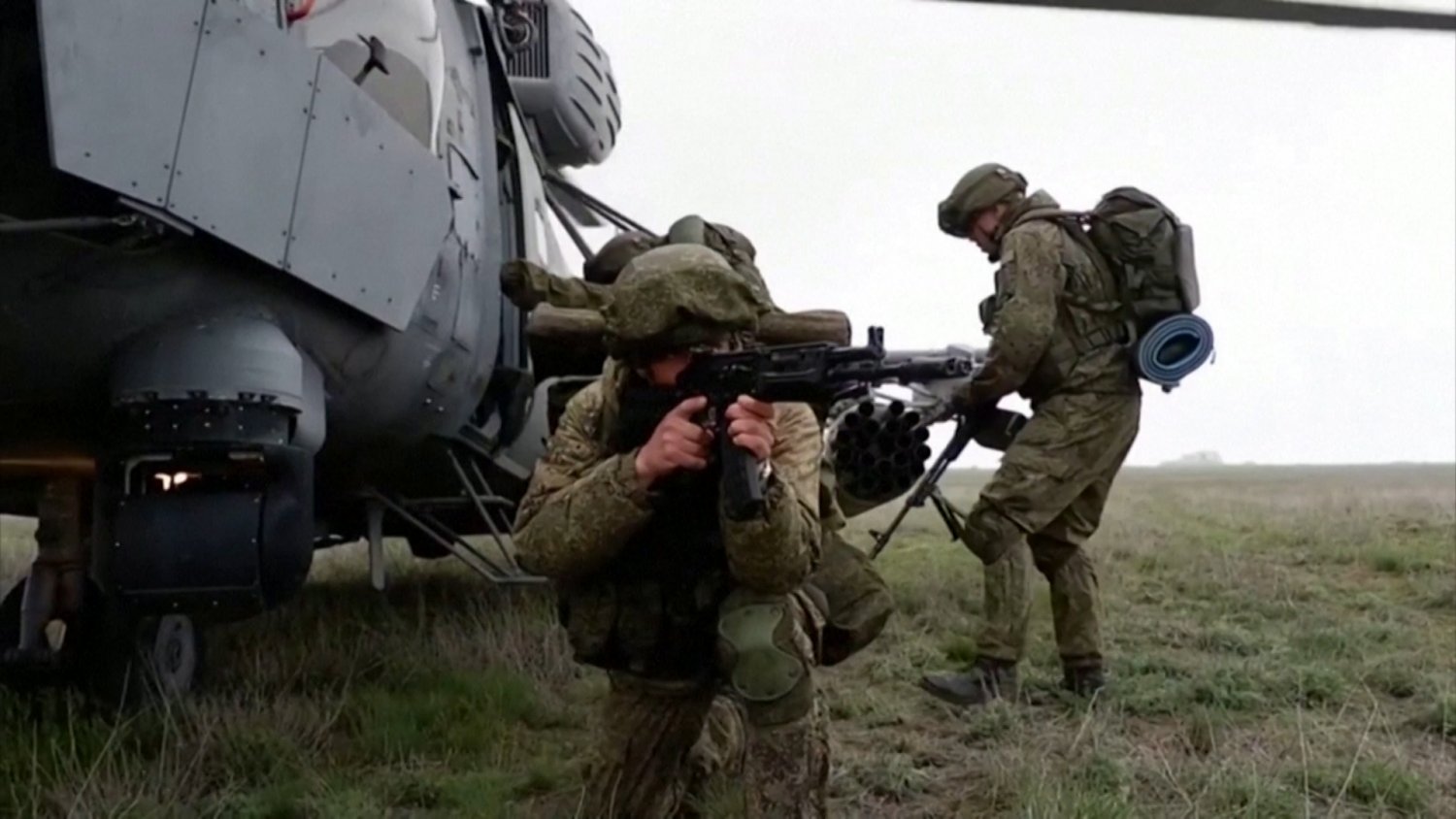 W manewrach wojskowych na anektowanym ukraińskim Krymie uczestniczyło w czwartek 10 tysięcy żołnierzy.