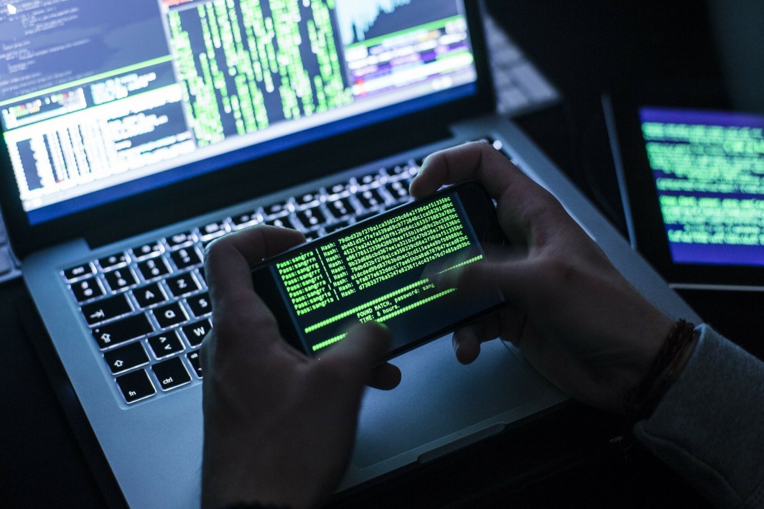 Jest wstępny raport ws. szpiegowania Pegasusem na terenie Unii.