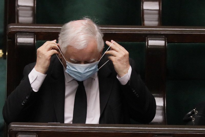 Stan klęski żywiołowej na wypadek przegranej PiS ws. wyborów korespondencyjnych? Znów powracają informacje o takim planie. Stan klęski żywiołowej na wypadek przegranej PiS ws. wyborów korespondencyjnych? Znów powracają informacje o takim planie.