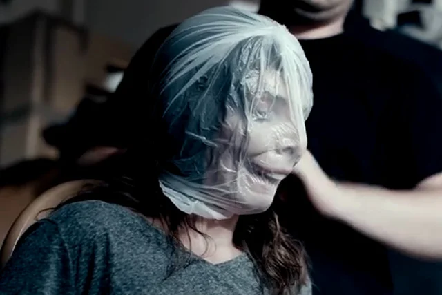 Agnieszka Dygant jako "Kura".
