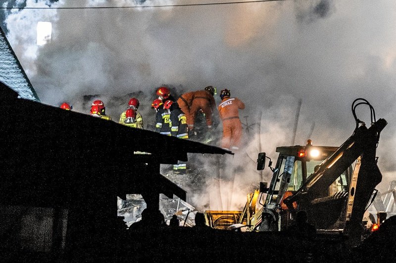 Z gruzowiska w Szczyrku wydobyto ciało piątej ofiary.