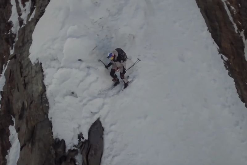 W sieci pojawił się film ze zjazdu Andrzeja Bargiela z K2.