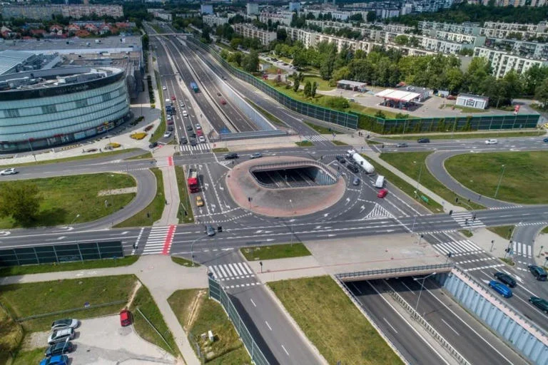 Nowa trasa ekspresowa przetnie miasto na pół. Burza wśród mieszkańców