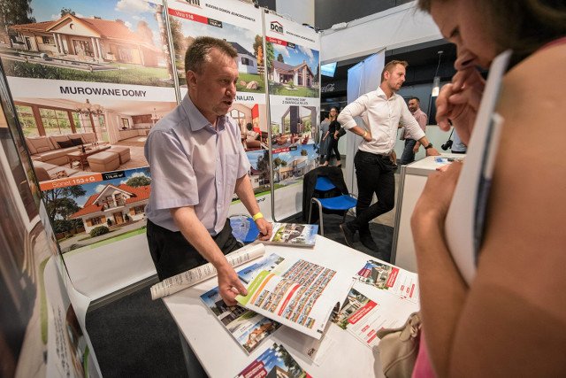 Kredyt? Nie, dziękuję, sam oszczędzam. 40 procent klientów kupuje mieszkania za gotówkę