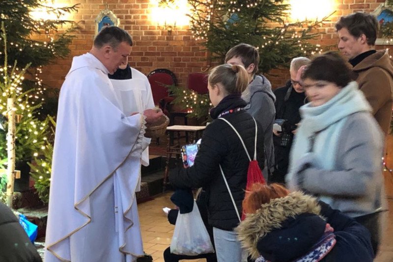 Proboszcz parafii w Elblągu co roku przekazuje wszystkie pieniądze z tacy na WOŚP.