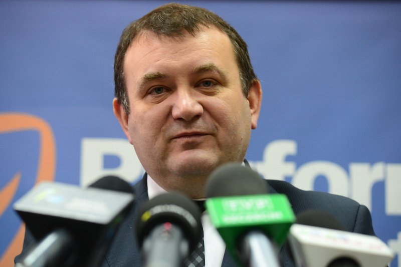 Coraz większe problemy sekretarza generalnego PO Stanisława Gawłowskiego.