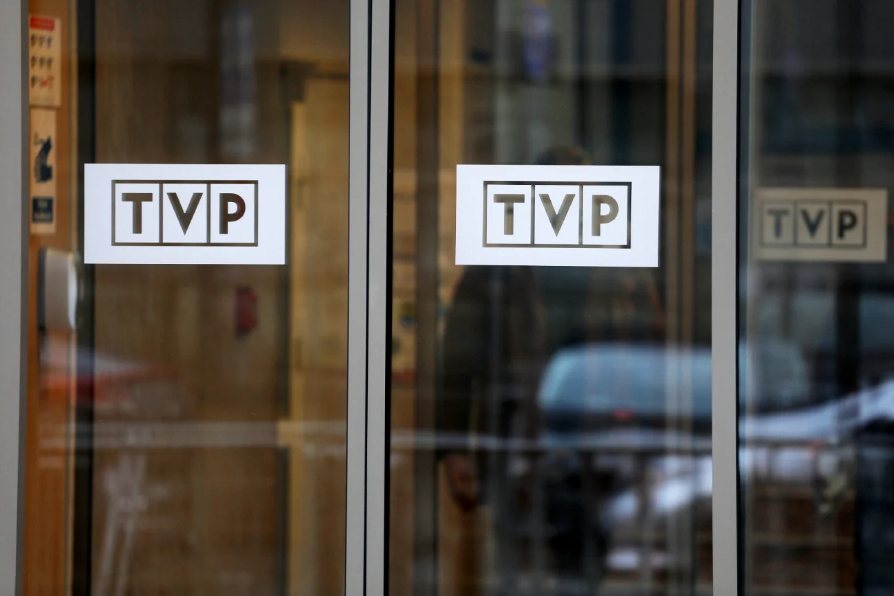 Dziennikarz TVP został oskarżony o molestowanie. Sam odszedł z pracy