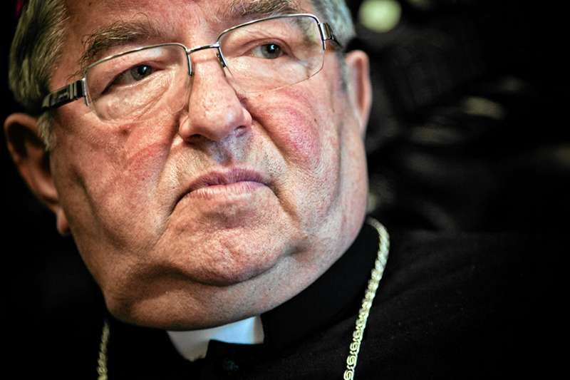 Gdy abp Głódź przybył na śniadanie wielkanocne dla ubogich, wyproszono z niego dziennikarzy