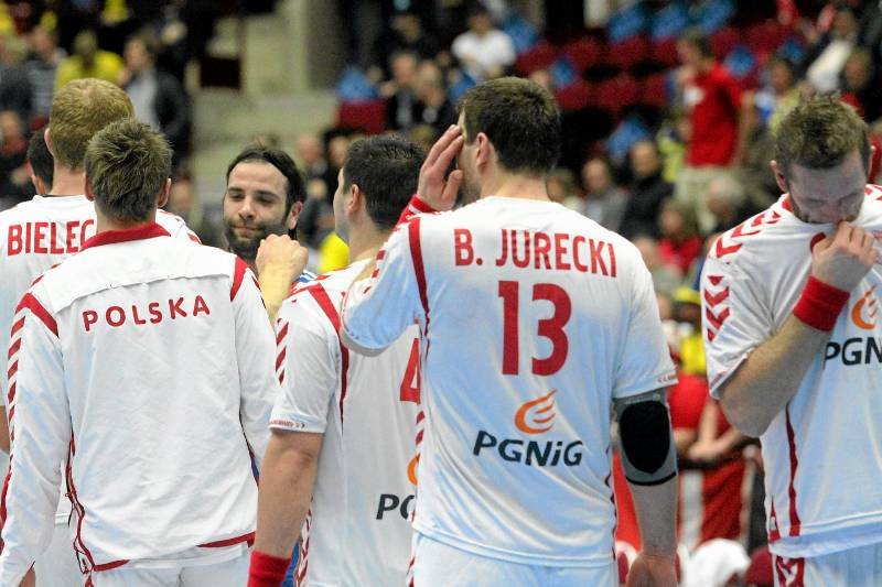 Nasi szczypiorności nie zagrają na Igrzyskach w Londynie. Czy reprezentację Polski w piłce ręcznej czeka rewolucja?
