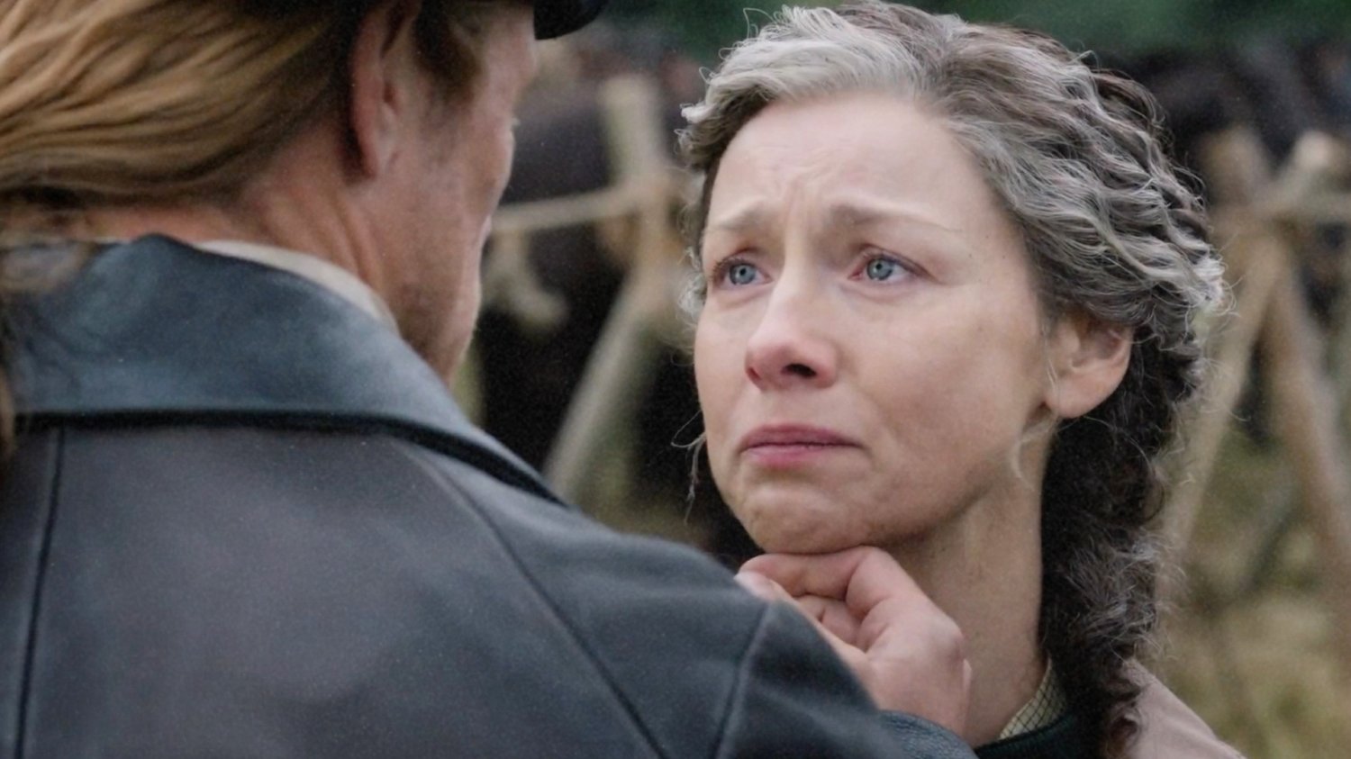 "Outlander" wraca po raz ostatni. Polacy obejrzą 8. sezon już za tydzień Caitriona Balfe jako Claire Fraser w 8. sezonie "Outlandera"