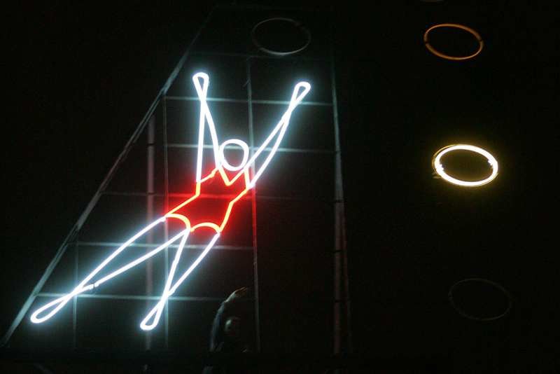 Siatkarka - nieoficjalny symbol Placu Konstytucji