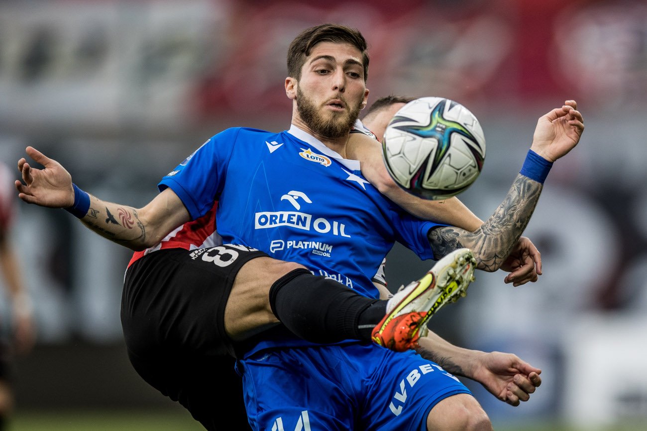 W niedzielnych derbach Krakowa było sporo walki i kilka efektownych akcji, ale zabrakło najważniejszego - goli.