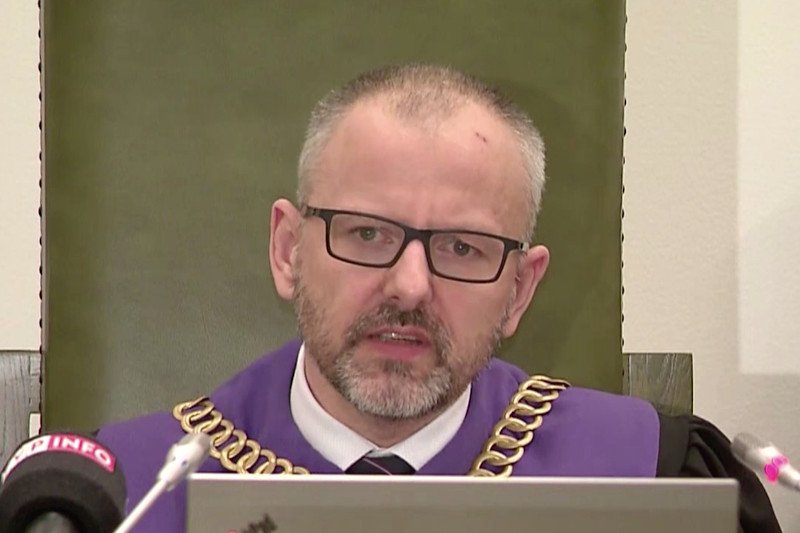 Ekspertka oceniła mowę ciała sędziego Adama Rocha, który uzasadniał decyzję Izby Dyscyplinarnej Sądu Najwyższego ws. sędziego Igora Tulei.