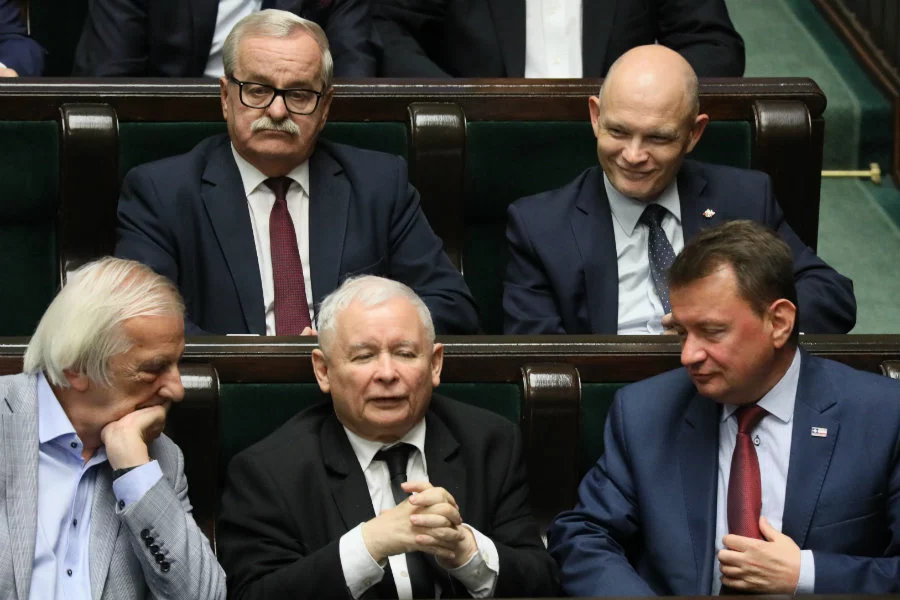 Jarosław Kaczyński będzie premierem po wyborach? Taki scenariusz jest coraz bardziej realny. Tak przynajmniej twierdzą politycy PiS.