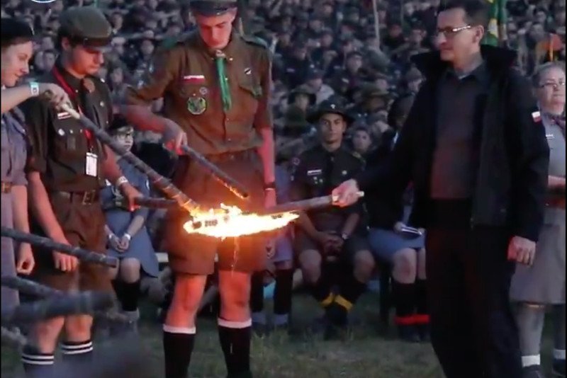 Premier Mateusz Morawiecki na zlocie 30-lecia Związku Harcerstwa Rzeczypospolitej.
