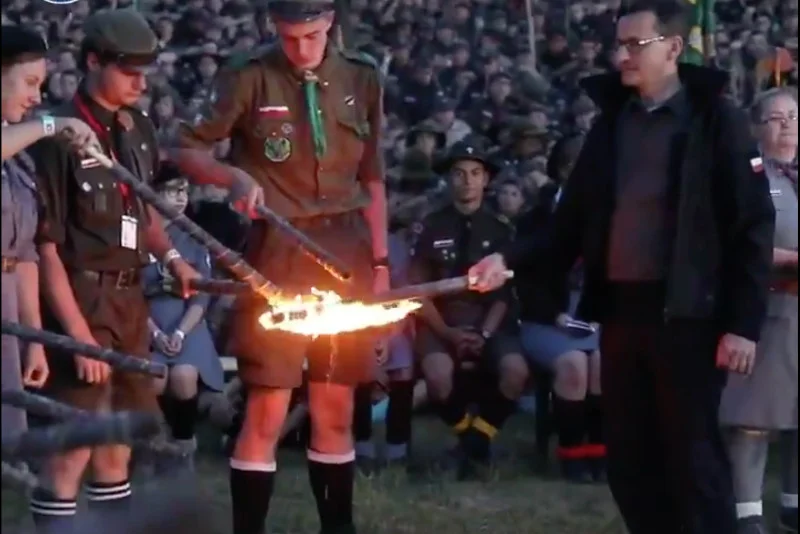 Premier Mateusz Morawiecki na zlocie 30-lecia Związku Harcerstwa Rzeczypospolitej.