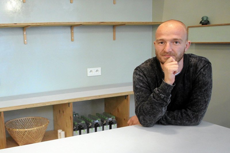 - Chcieliśmy jak najlepiej, a zostaliśmy potraktowani jak najgorsi kapitaliści - żali się Krzysztof Bożek, współwłaściciel Krowarzywa