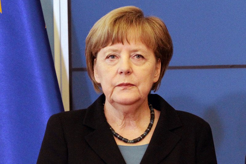 Naiwnością było sądzić, że rząd Angeli Merkel puści mimo uszu oskarżenia PiS.