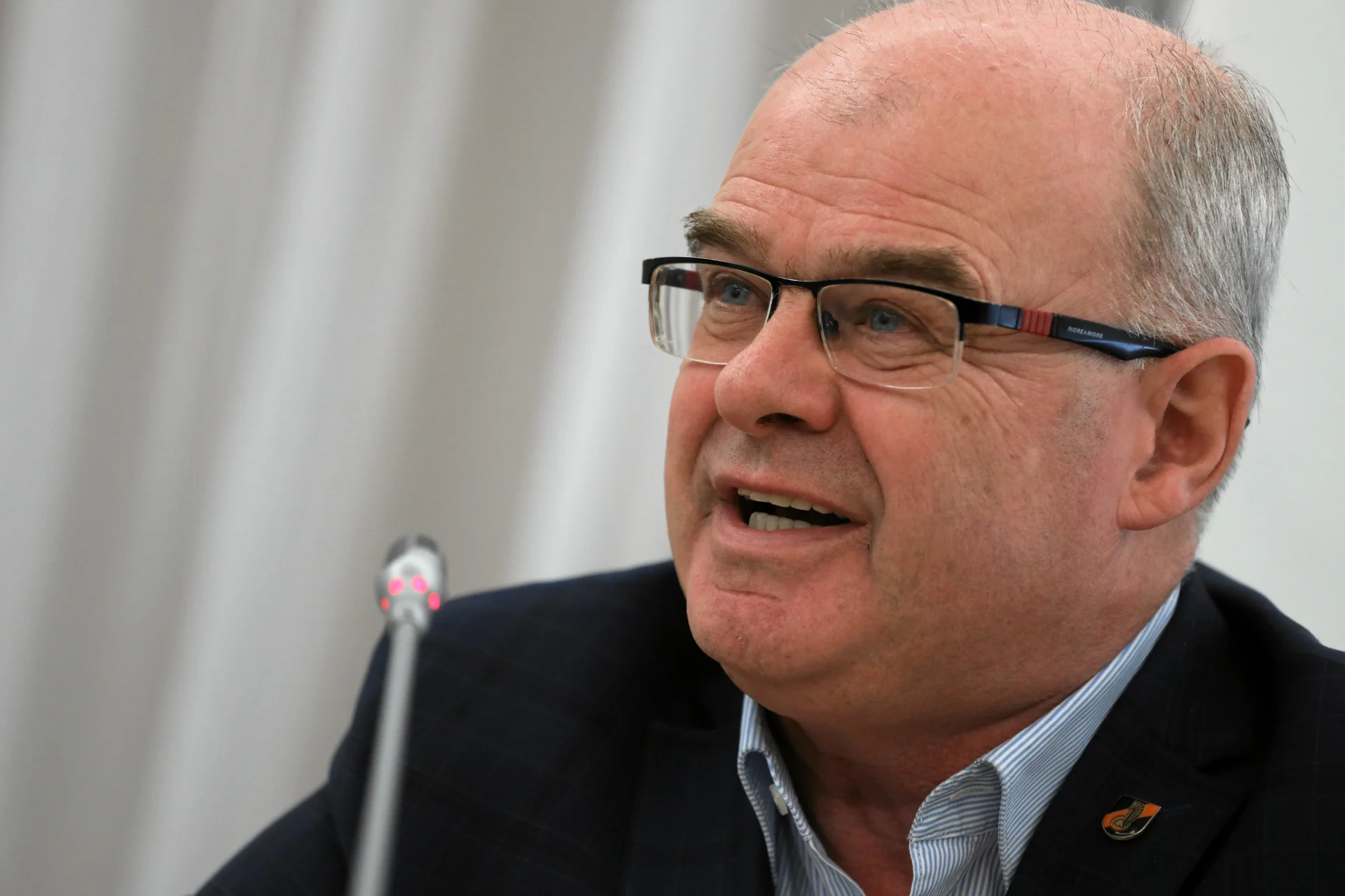 Były dowódca Wojsk Lądowych gen. Waldemar Skrzypczak opowiada się za utworzeniem "korytarza migracyjnego" przez Polskę. Były dowódca Wojsk Lądowych gen. Waldemar Skrzypczak opowiada się za utworzeniem "korytarza migracyjnego" przez Polskę