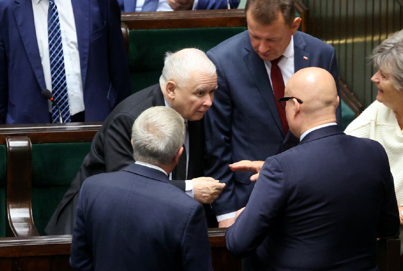 Wagony z kiełbasą, konwencje PiS i Beata Szydło. Ekspert tłumaczy, w co gra Kaczyński.