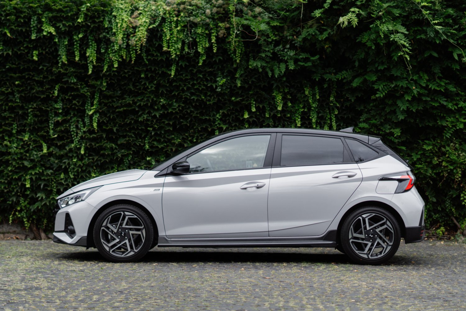 Nie tego spodziewałem się na drodze po tym maluchu. gwałtownie zdradził go jeden szczegół