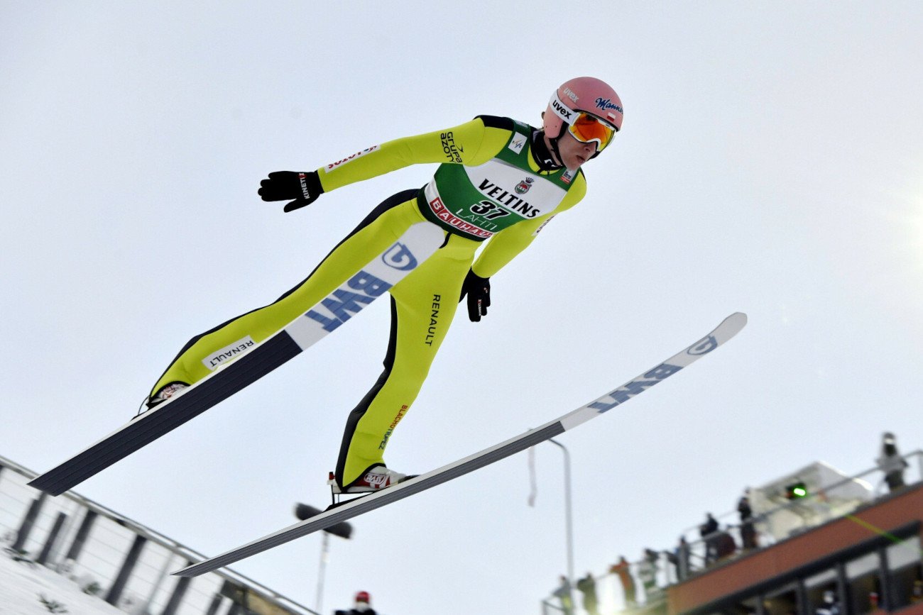 Dawid Kubacki rozczarował podczas czwartkowych treningów i nie dostał szansy na rehabilitację w kwalifikacjach.