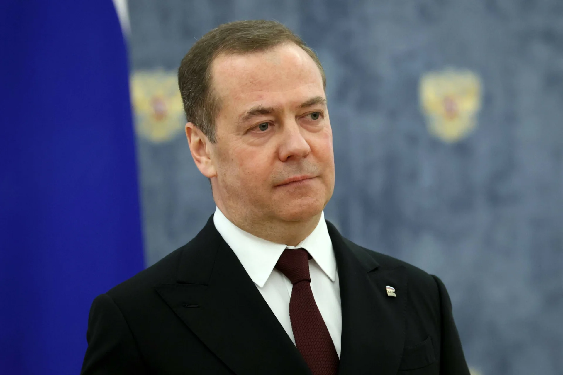 Dmitrij Miedwiediew zmienił narrację ws. użycia broni jądrowej przez Rosję.