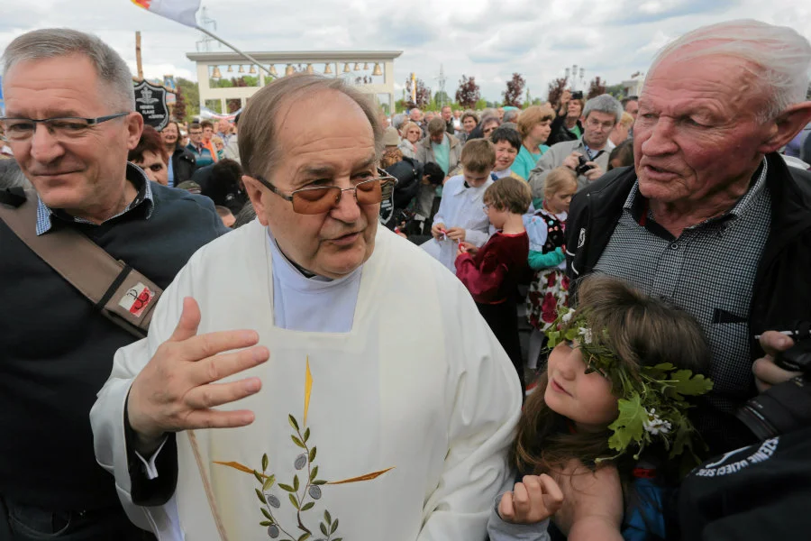 Ojciec Rydzyk nie dotarł na urodziny Radia Maryja w Bydgoszczy.