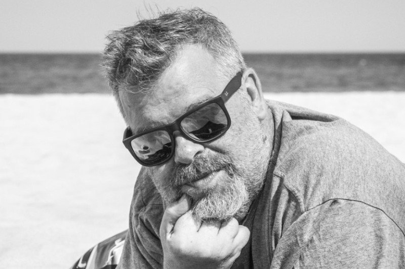 Wojciech Romański zginął w wypadku samochodowym. Dziennikarz "Rzeczpospolitej" miał 53 lata.