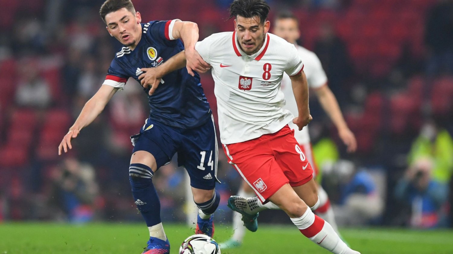 Jakub Moder ma coraz mniejsze szanse na wyjazd na mundial w Katarze. Rehabilitacja piłkarza niestety przebiega źle...