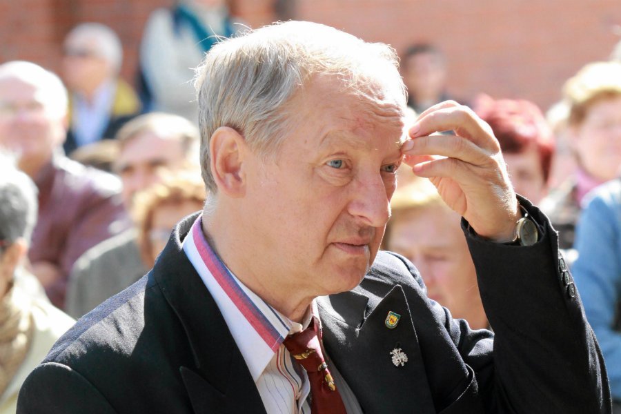 Andrzej Rosiewicz jest zaskoczony doniesieniami o molestowaniu w Tęczowym Music Boxie.