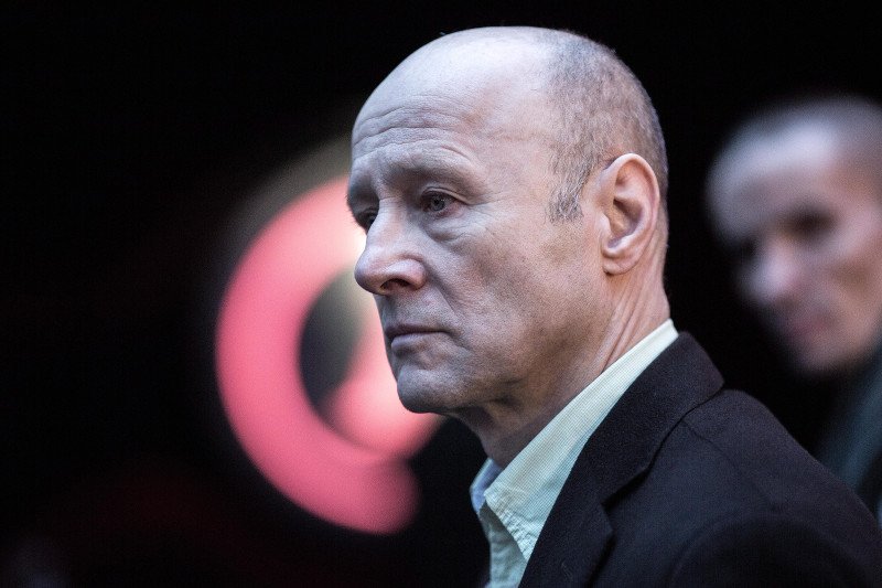 Krzysztof Pieczyński atakuje Kościół, ale w sposób, który zniechęca nawet antyklerykałów