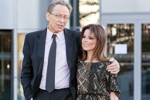 Jacek Borkowski wrzucił rozebrane zdjęcie z młodszą o 23 lata partnerką Pauliną Koziejowską.