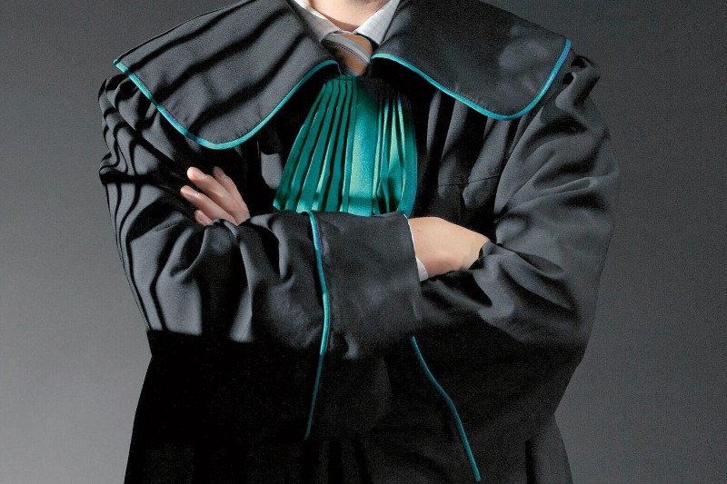 Tania porada prawna przez internet - czy to ma sens? Prawnicy są podzieleni