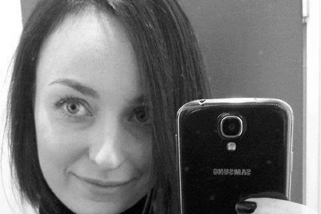 Pracownicy poznańskiej firmy pogrzebowej po odnalezieniu zwłok Ewy Tylman robili sobie z nimi selfie. Dziś stanęli za to przed sądem.