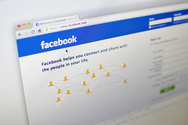 Strona Facebook.com